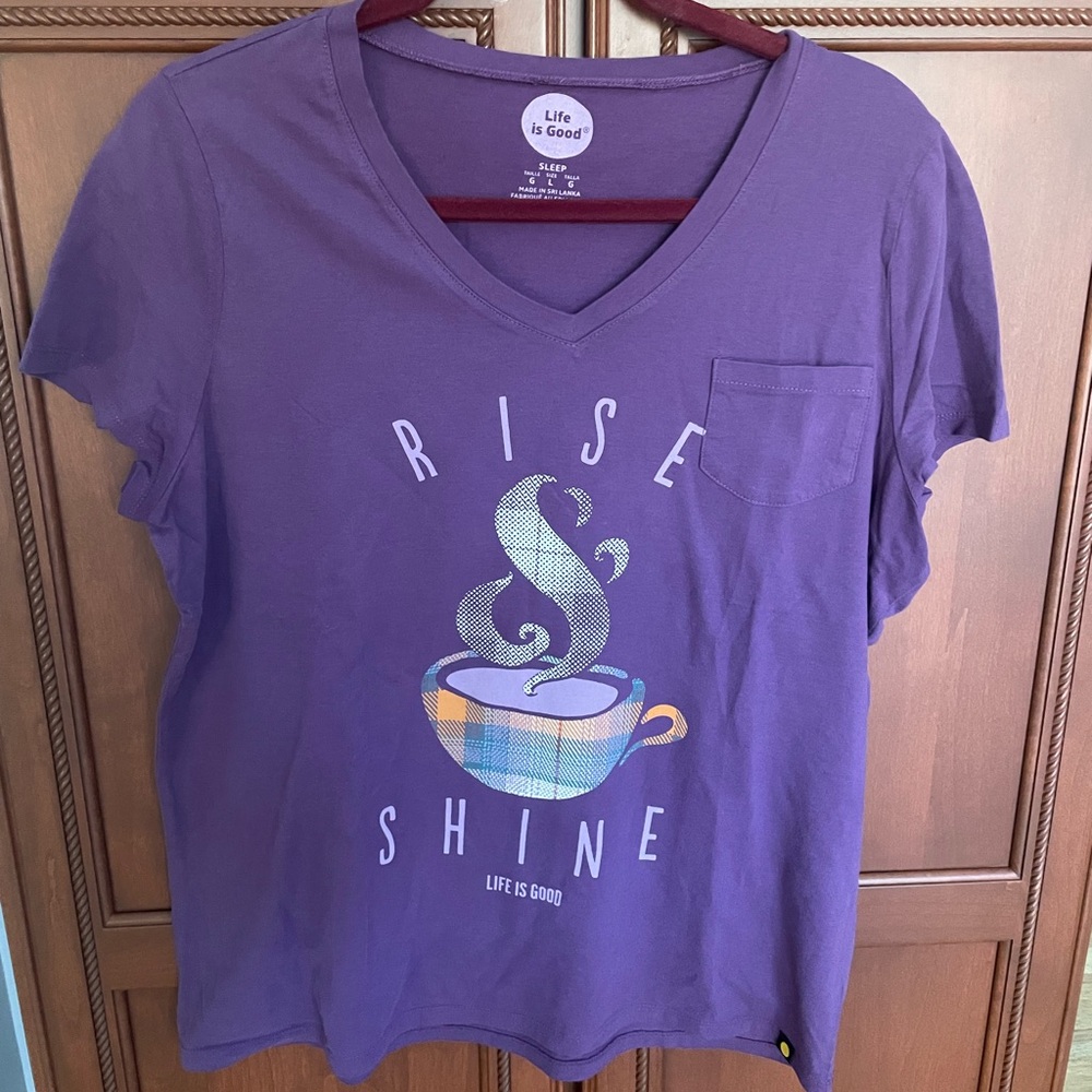 Life is Good V-Neck T Shirt. Women’s size large…  excellent used condition.